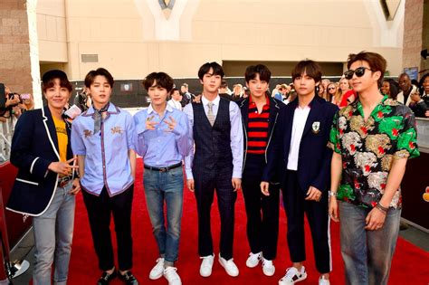 bts bbmas 2018 gucci|Here's The Full Collection Of What BTS Was Wearing At The .